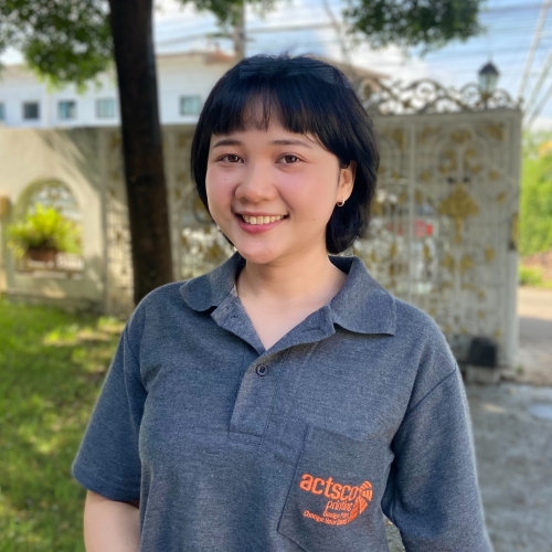 Ann<br><i>Receptionist</i>
